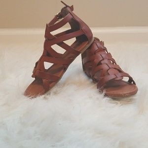 Gladiator sandals